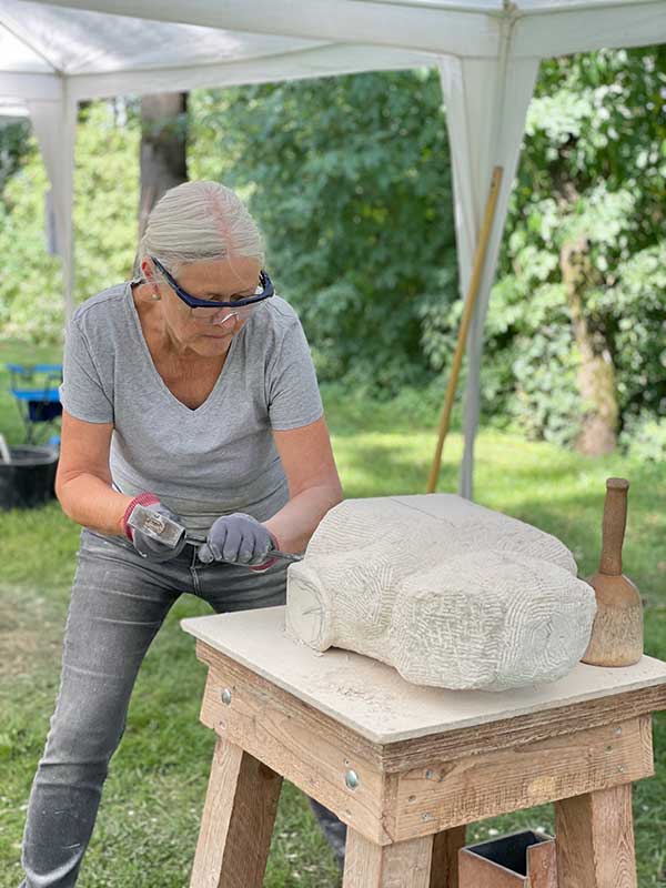 Bildhauersommer - Steinbildhauerei - Sommerkurs